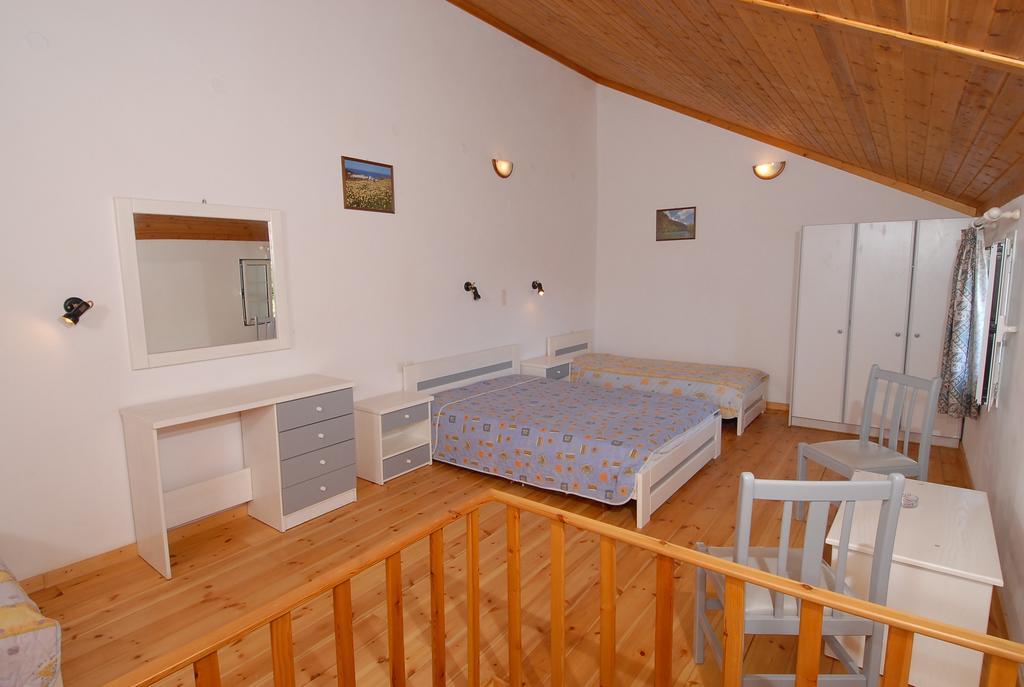 Starvillas Apartments And Studios Αγία Ευφημία Εξωτερικό φωτογραφία