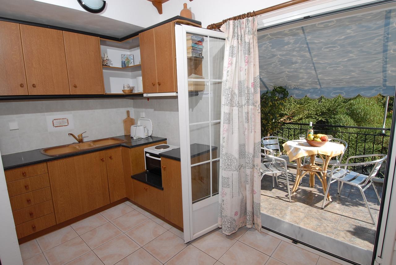 Starvillas Apartments And Studios Αγία Ευφημία Εξωτερικό φωτογραφία